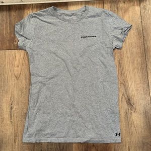 Under Armour T- SHIRT